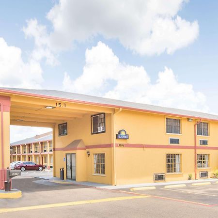 Days Inn & Suites By Wyndham Marshall Exterior foto